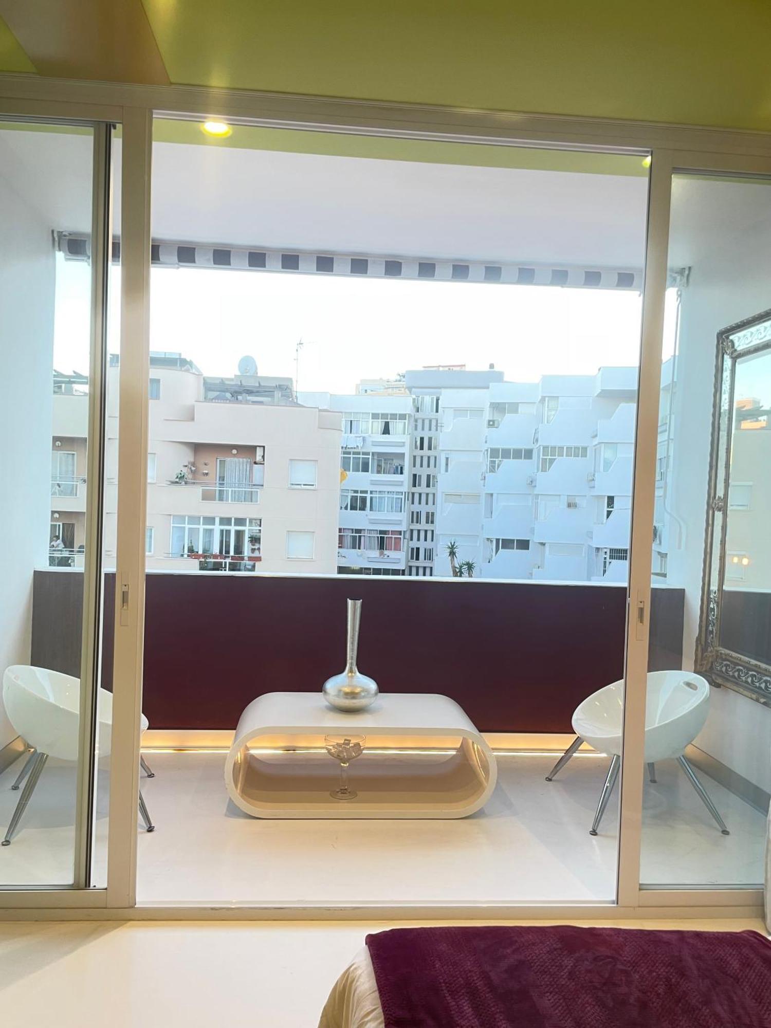 Lahola Glam Suites Torremolinos Exteriör bild