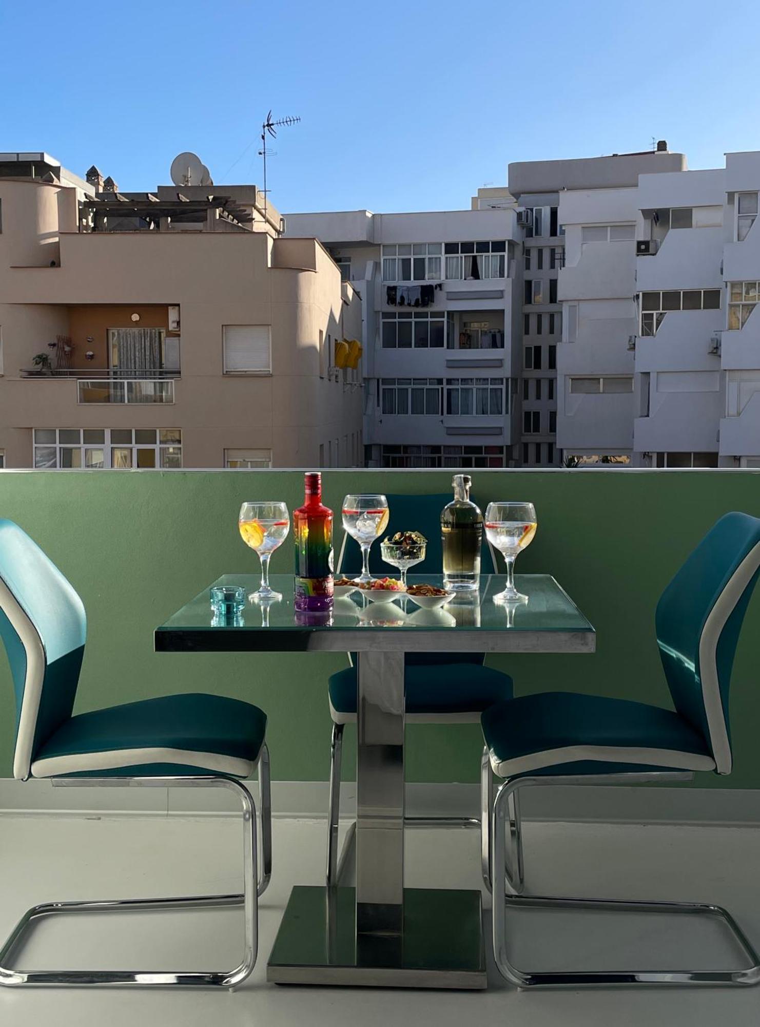 Lahola Glam Suites Torremolinos Exteriör bild
