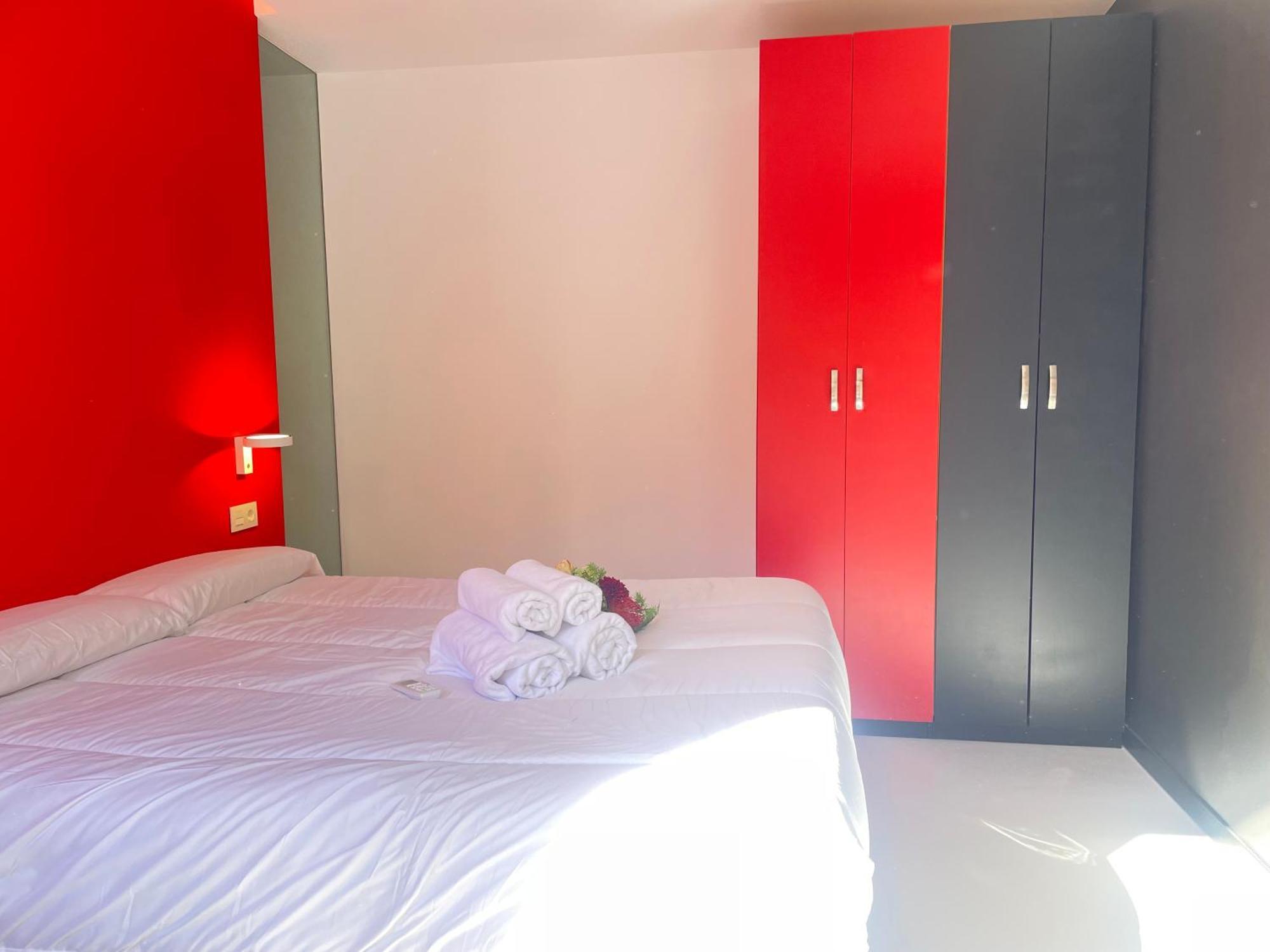 Lahola Glam Suites Torremolinos Exteriör bild